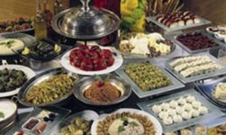Diyanet İşleri Ramazan menülerindeki israfa dikkat çekti