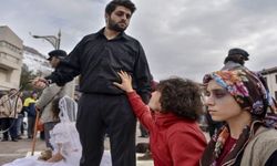 Eksi 2 derecede kadına yönelik şiddete tiyatro