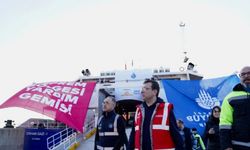 İBB'nin Yardım Gemileri İskenderun'a Ulaştı