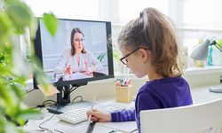 Bilgisayarda uzun zaman geçiren çocuklarda nasıl etkiler olur?