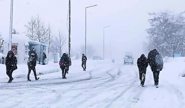 Şiddetli Kar ve Fırtına Geliyor, Meteoroloji’den Uyarılar