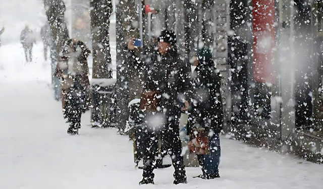 İstanbul’da Kar Alarmı, En Soğuk Geceye Hazır Olun