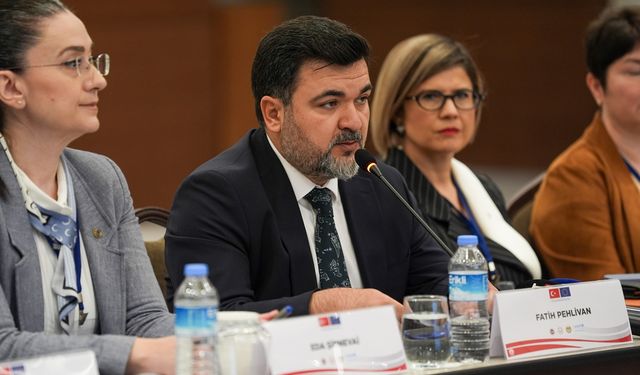 Aile Bakanlığı’ndan çocuklara dijital koruma toplantısı