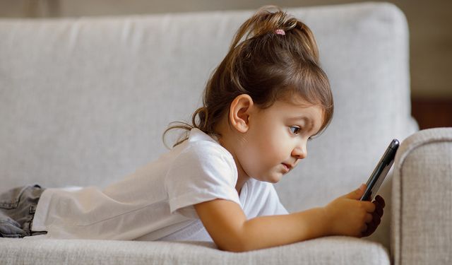 Ekran Süresinin Çocukların Gelişimine Etkileri