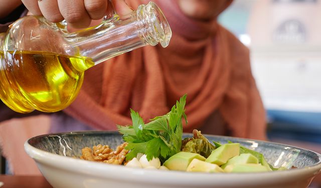 Zeytinyağlı Yemeklerle Sağlıklı ve Hafif Sofralar