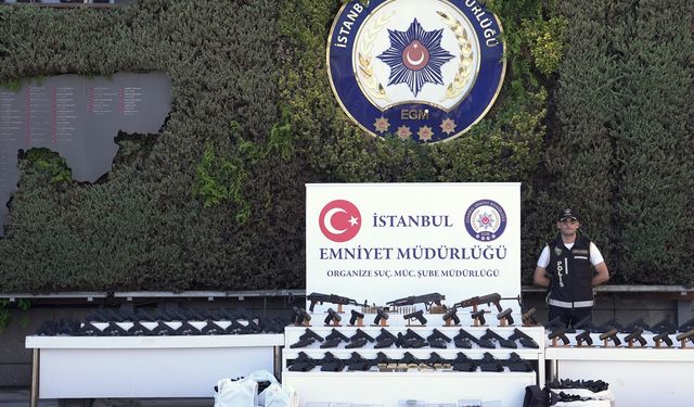 İstanbul'da organize suçtan 214 tabanca ele geçirildi