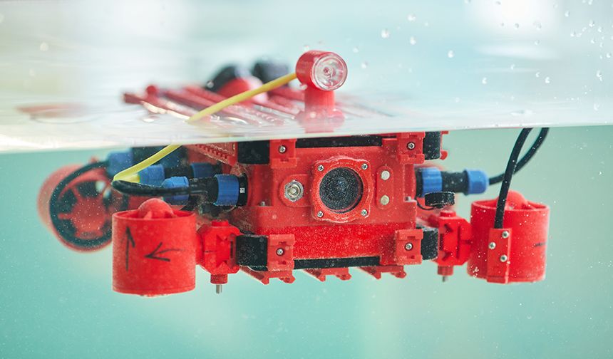Denizaltı Robotlarıyla Su Altı Haritaları Çıkarılıyor
