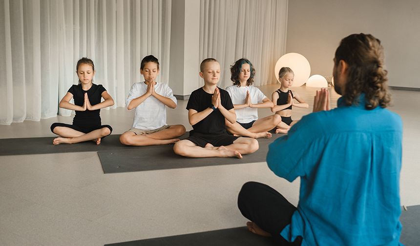 Yoga'nın Küçük Ustaları, Çocuklar İçin Yoga Eğitimi