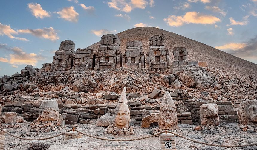 Kayıp Uygarlıkların Gizemli Dünyası