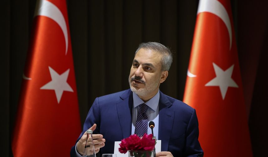 Fidan, Varşova’da İsveç ve Moldova temsilcileriyle görüştü