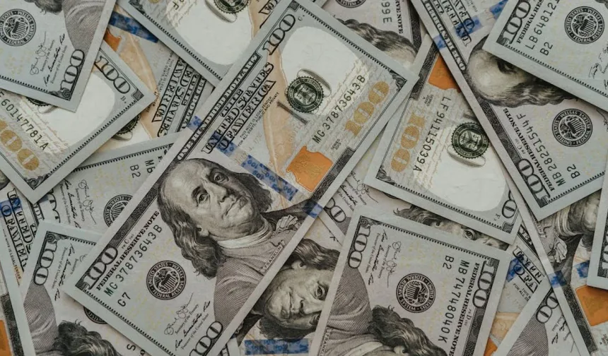 Dolar güne 38,72 seviyesinde yükselişle başladı