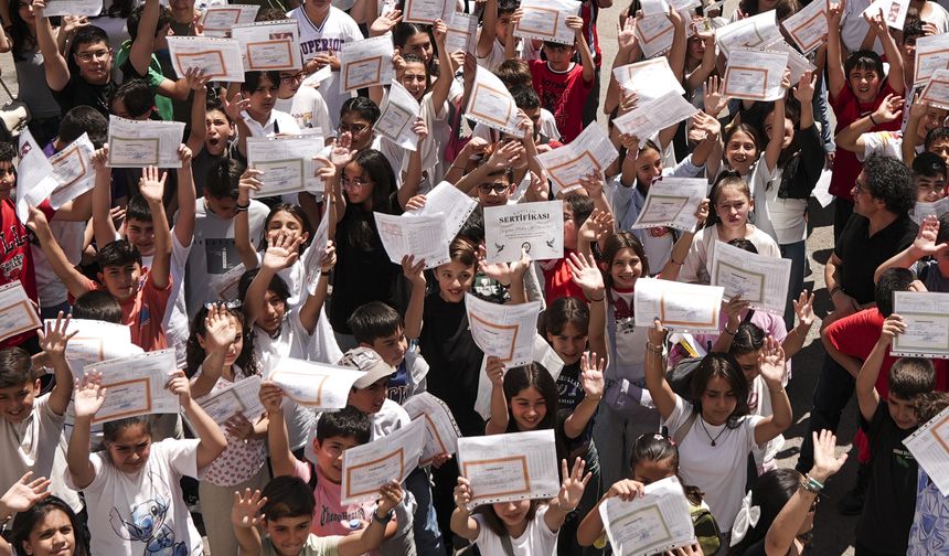 Karne heyecanı yaşandı, öğrenciler tatile çıktı