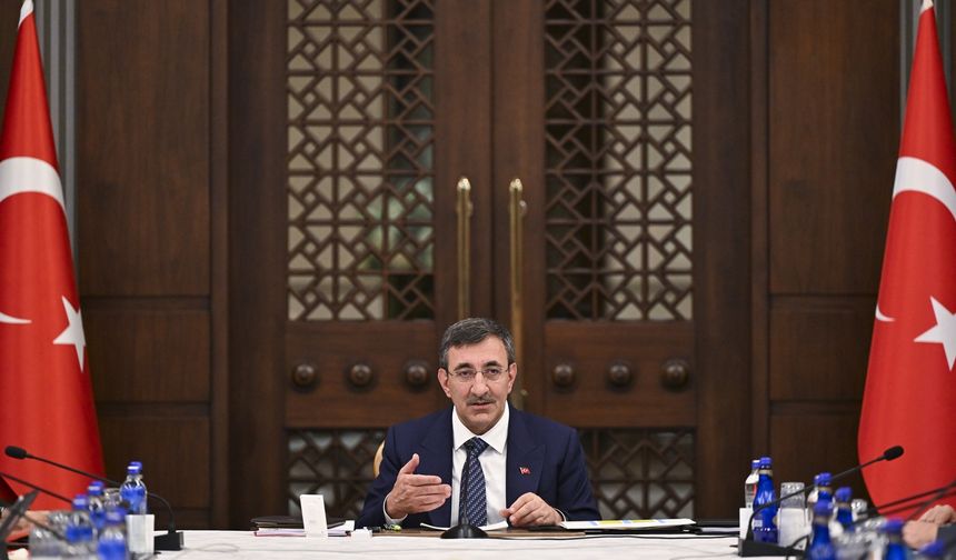 Yeni anayasa için ilk görüşme yarın yapılacak