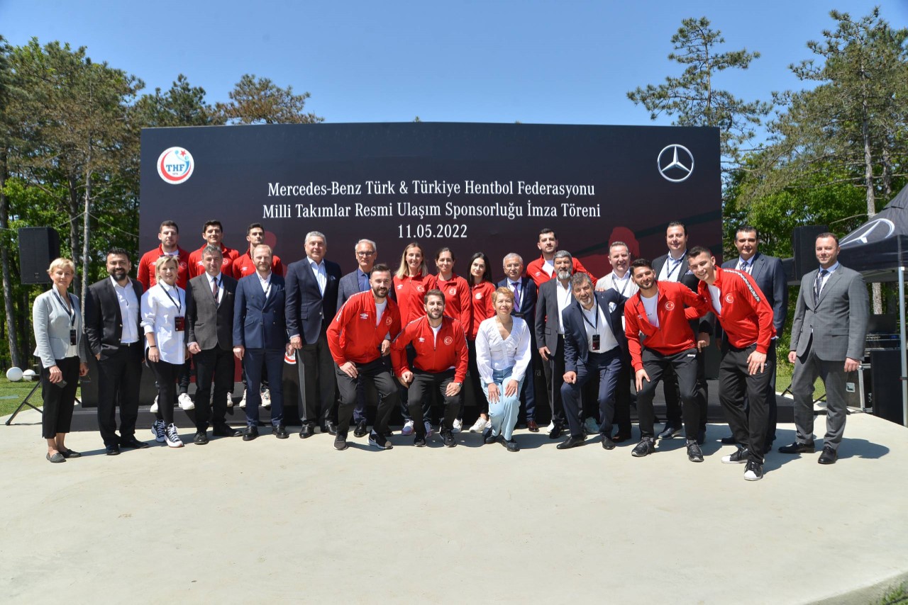 thumbnail_Mercedes-Benz Türk Türkiye Hentbol Federasyonunun resmi ulaşım sponsoru oldu_02